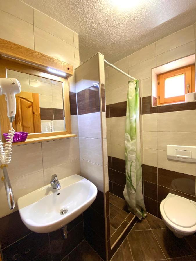Plitvička Jezera Guest House Plitvice Waterfall מראה חיצוני תמונה