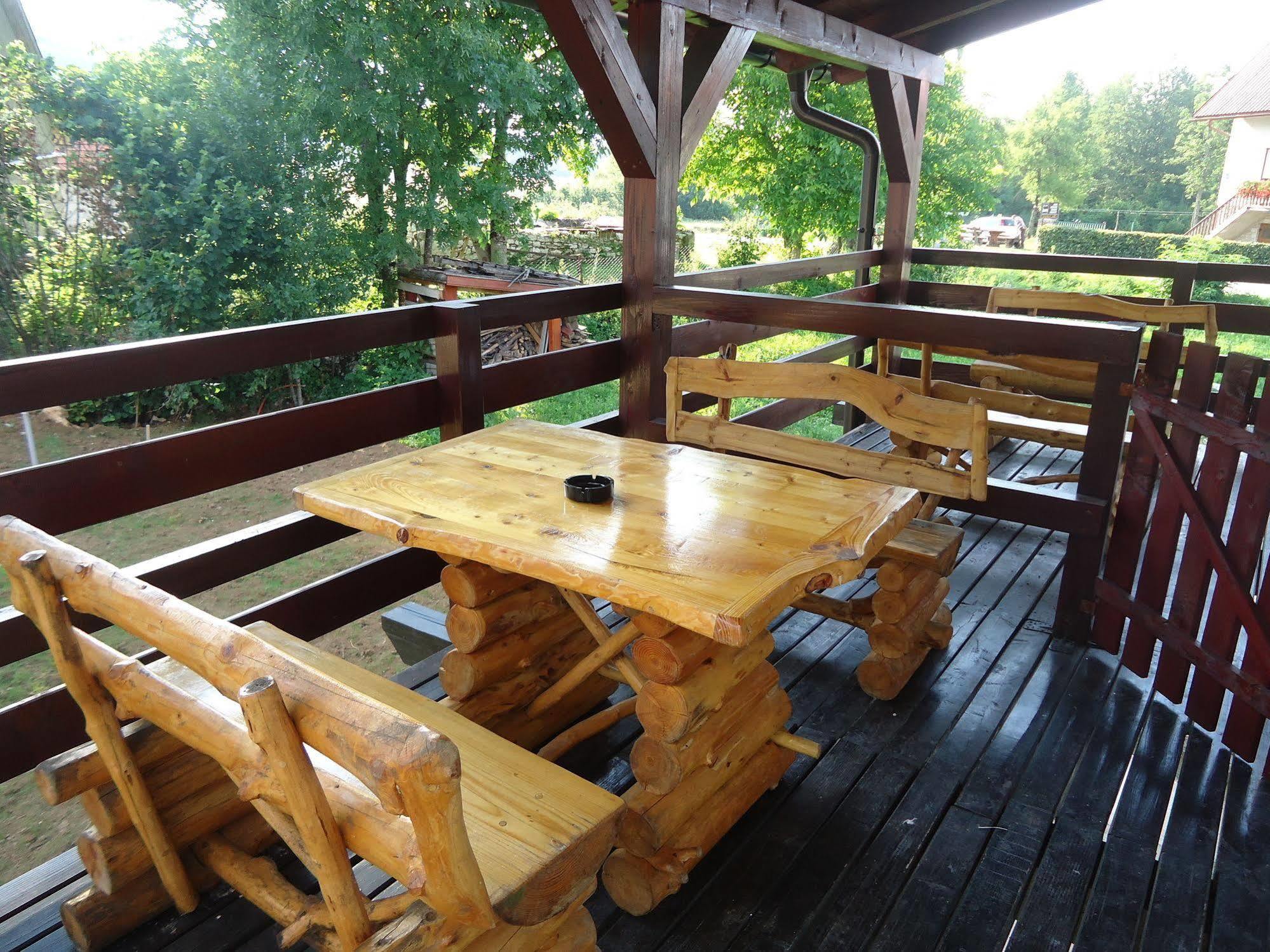 Plitvička Jezera Guest House Plitvice Waterfall מראה חיצוני תמונה